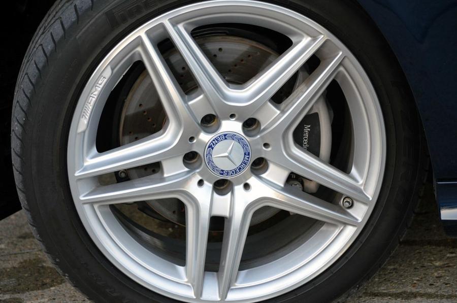  Mercedes-Benz E350 4Matic Sedan 2014 года  (фото 5 из 40)